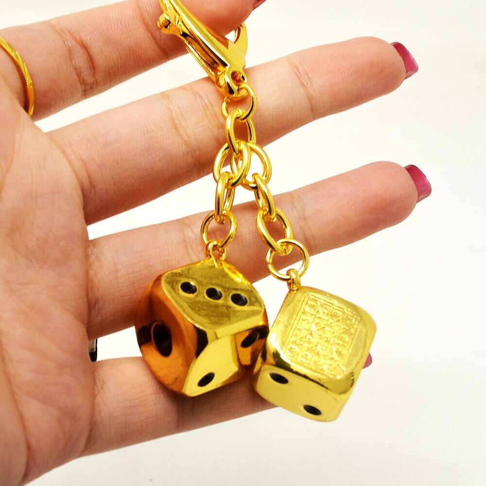 Amuleta victoriei pentru jocuri de noroc cu zaruri aurii
